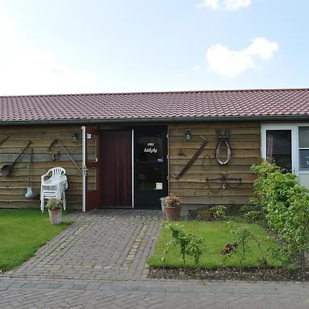 Apartment Weibos B&B Camperplaats