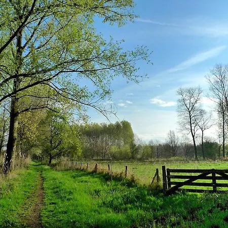 Weibos Camperplaats * Schijndel